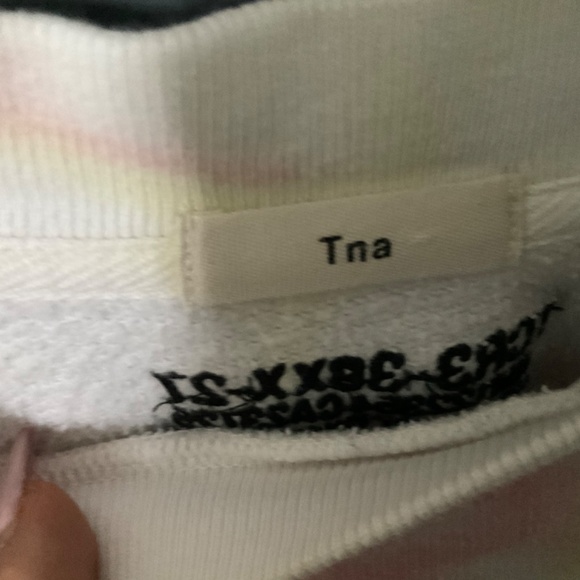 Aritzia sweater - Picture 2 of 2